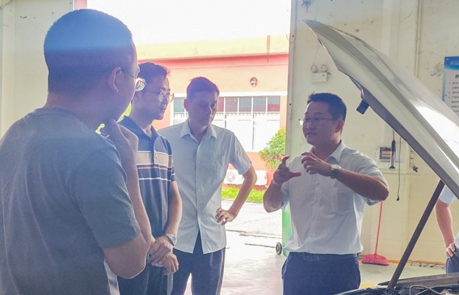 江西康展高级技工学校汽修技师为社会高技能人才发展开启了一扇“窗”